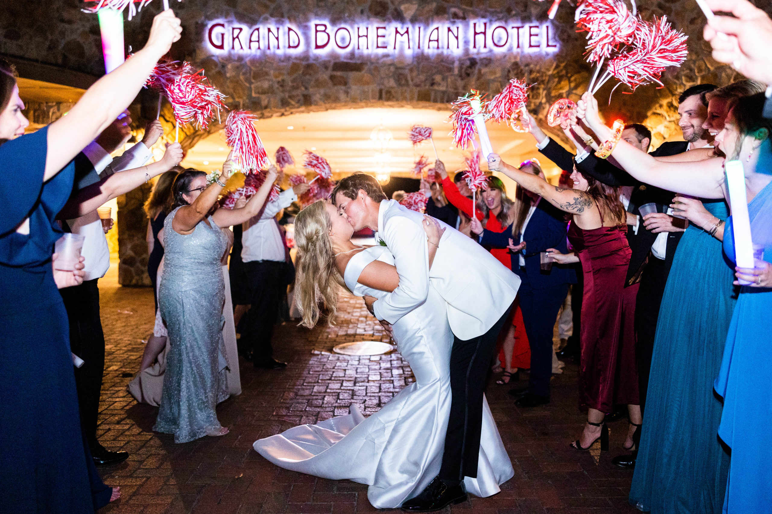 Eleanor Stenner Photography - a Birmingham, AL wedding photographer - photographs the Stewart's grand exit