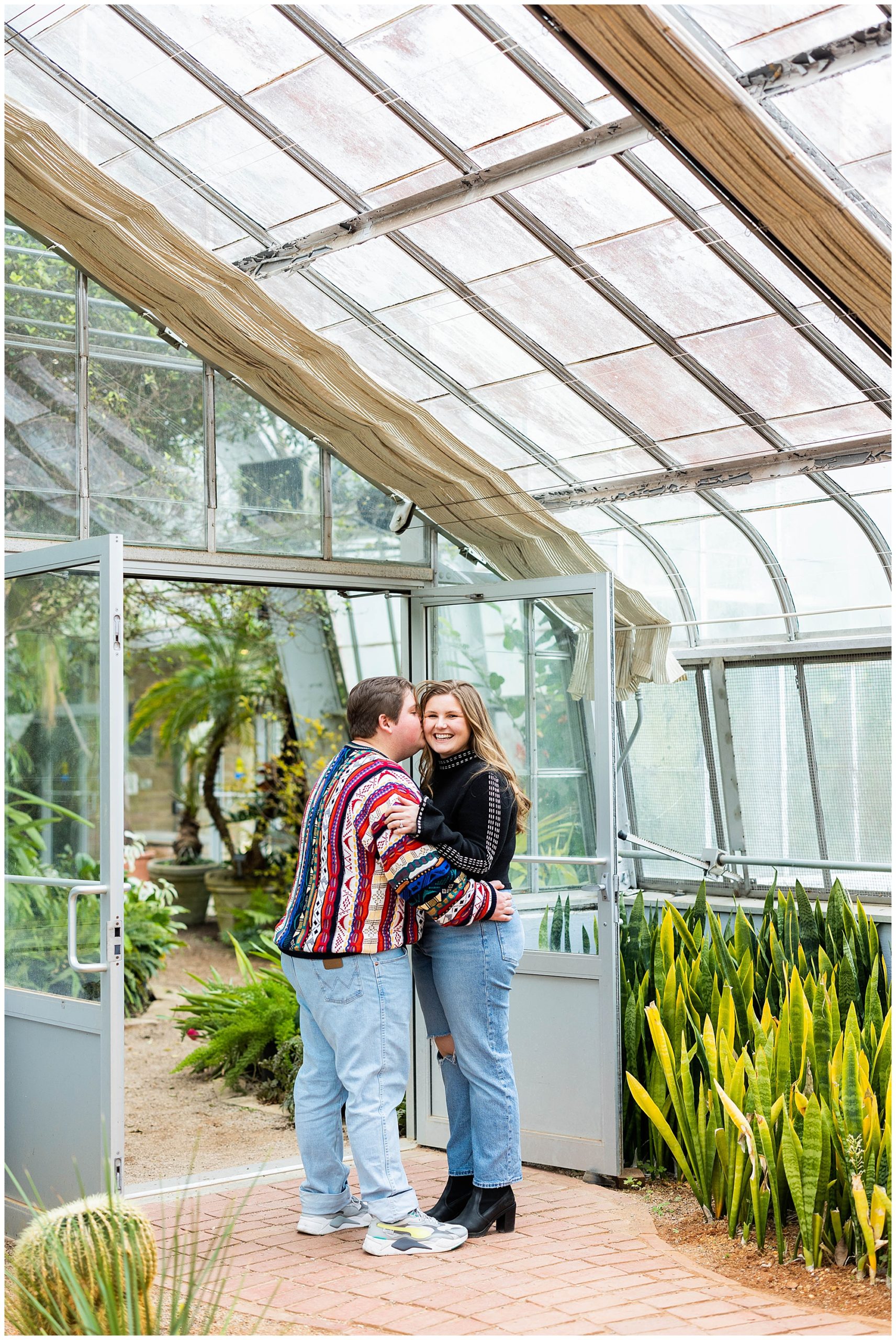 Eleanor Stenner Photography - a Birmingham, AL wedding photographer - photographs the Henrys in her Valentine's Day Mini Sessions