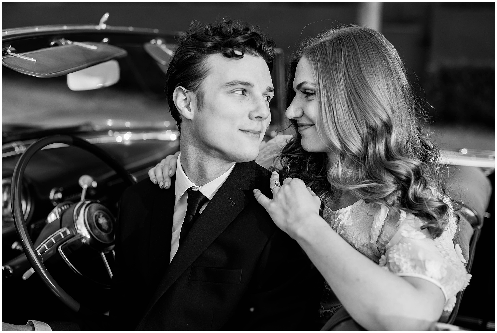 Eleanor Stenner Photography - a Birmingham, AL wedding photographer - photographs Rachel and Brandon, the winners of her Valentine's Day Photoshoot