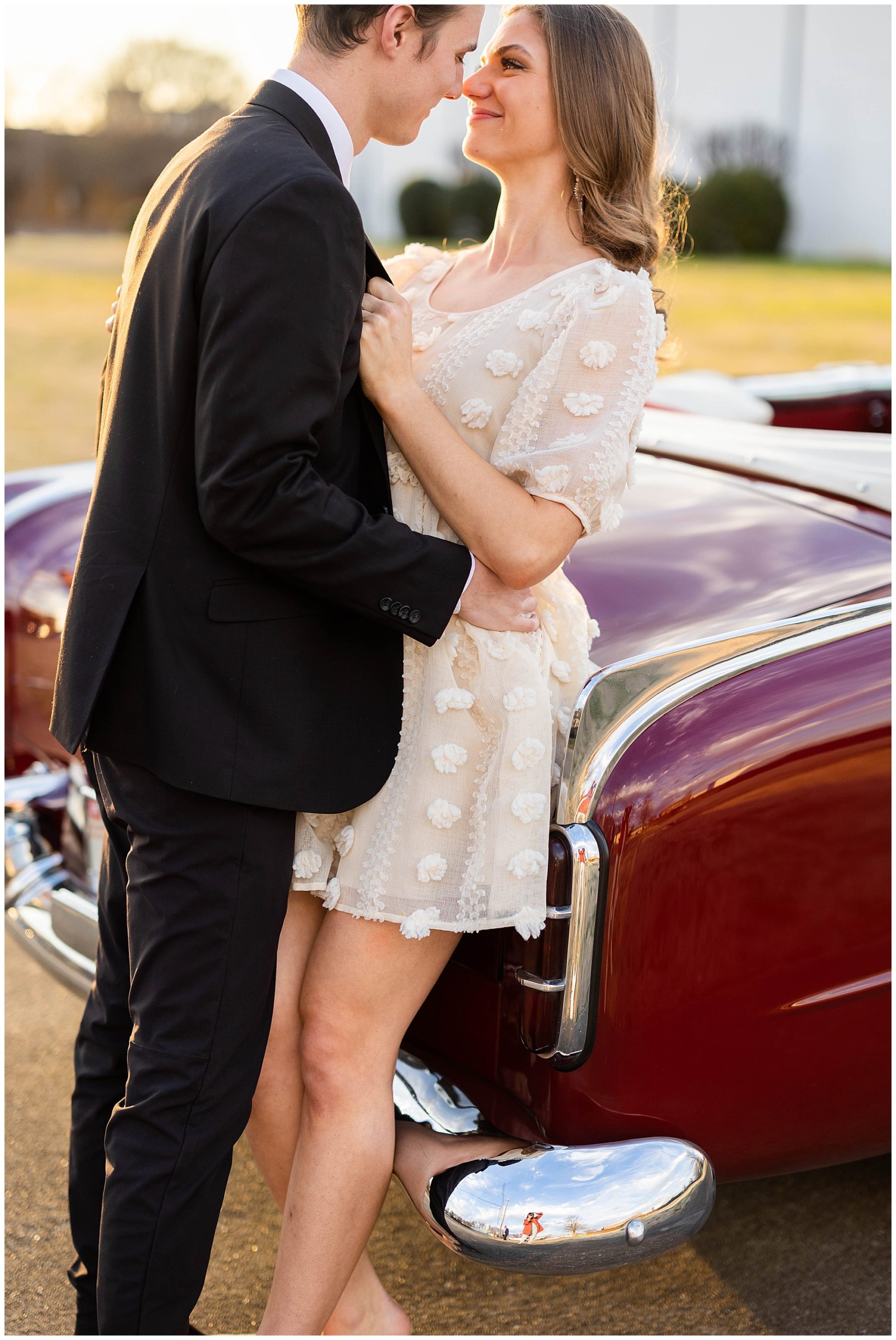 Eleanor Stenner Photography - a Birmingham, AL wedding photographer - photographs Rachel and Brandon, the winners of her Valentine's Day Photoshoot