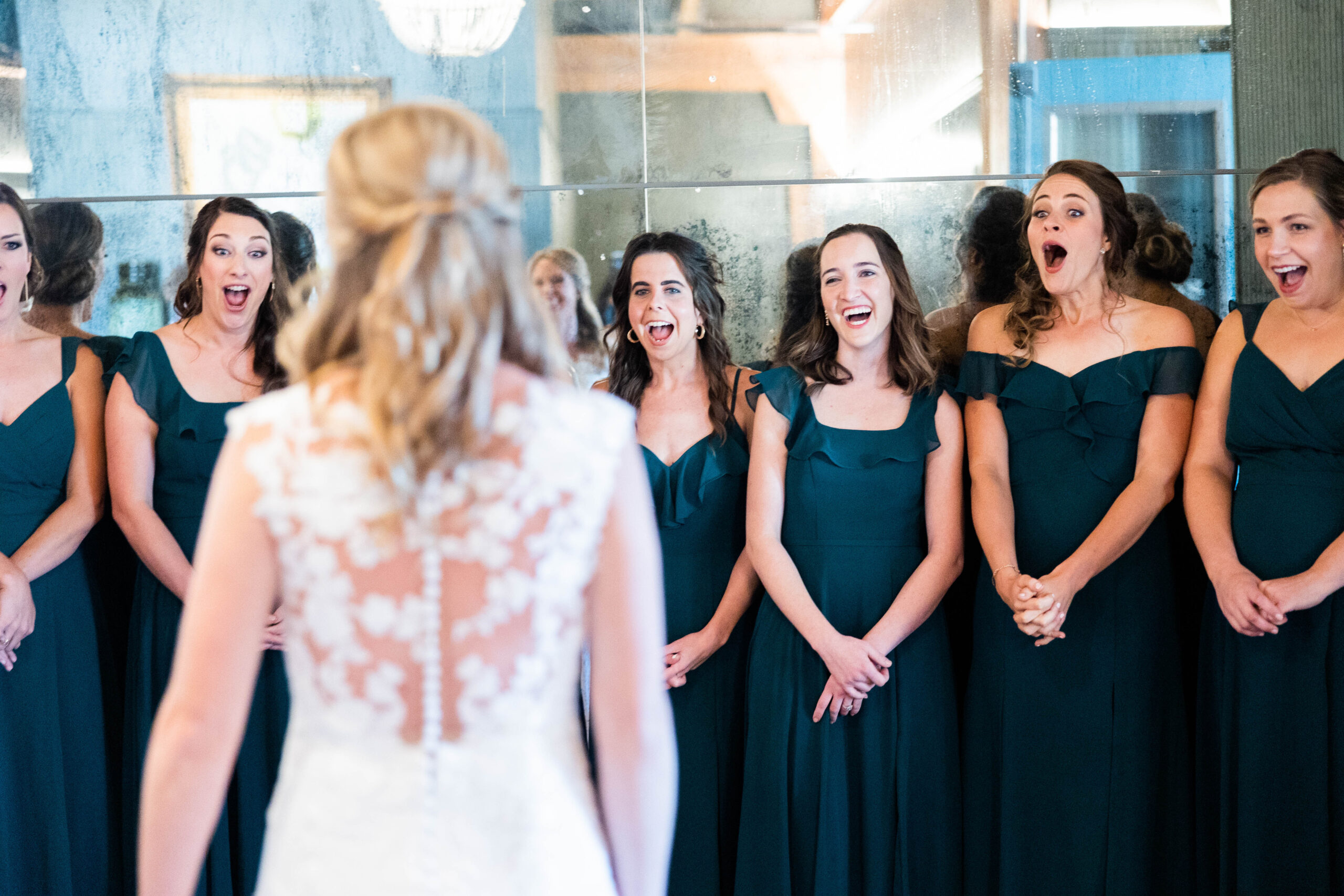 Eleanor Stenner Photography - a wedding photographer in Birmingham, AL - shares tips on how to be the best Maid of Honor!