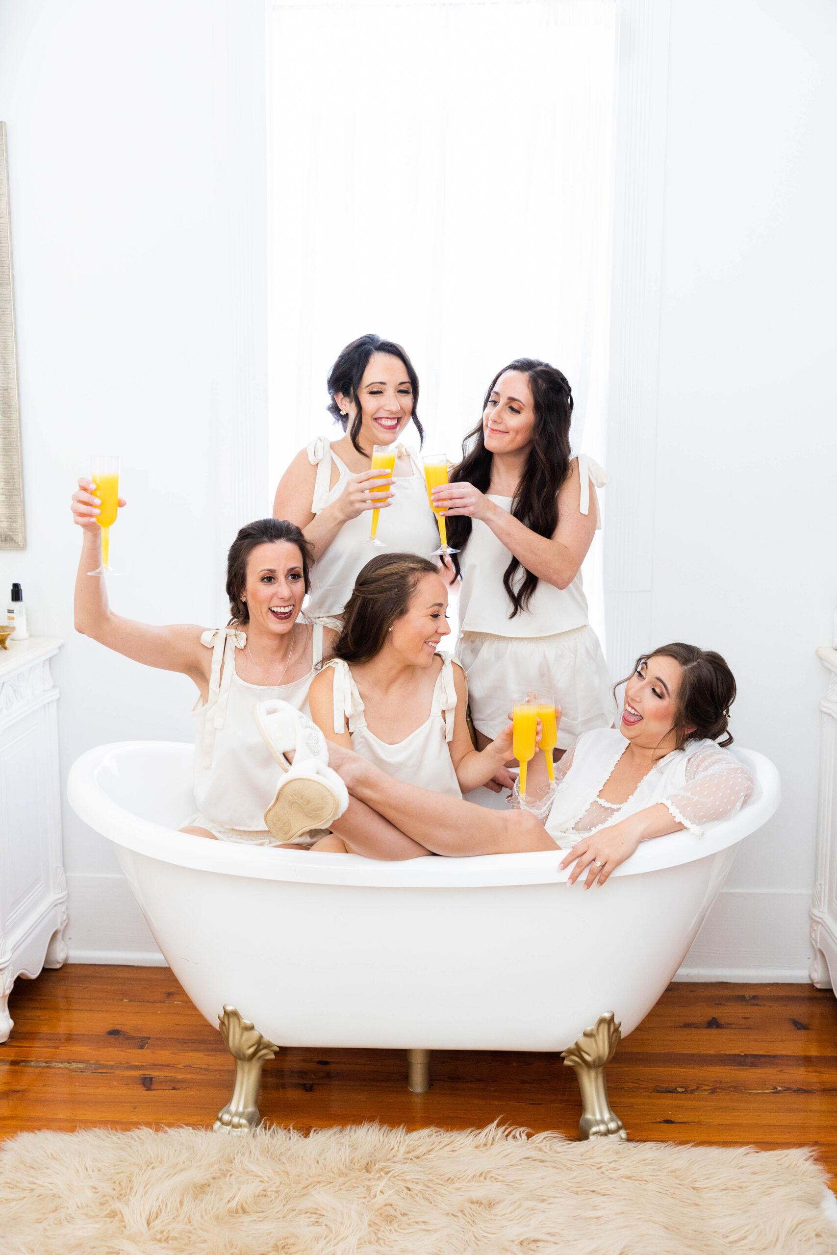 Eleanor Stenner Photography - a wedding photographer in Birmingham, AL - shares tips on how to be the best Maid of Honor!